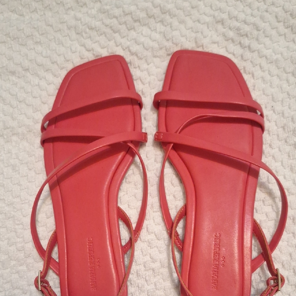 Banana Republic Coral Sandals